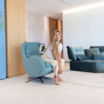 Lenny Modern Blue Swivel chair from Fama