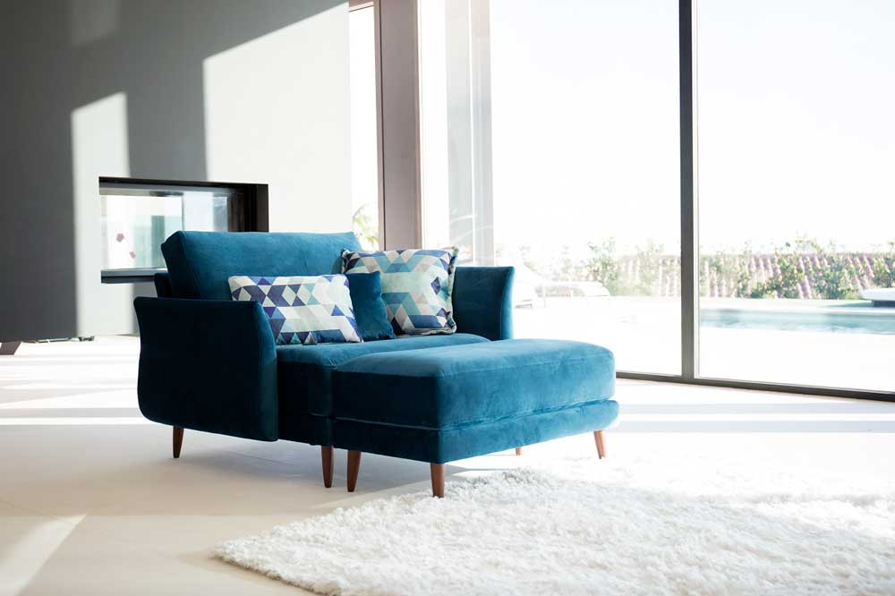Helsinki S1 - Armchair - 1 long arm 1 short arm By Fama 116cm - Image 3