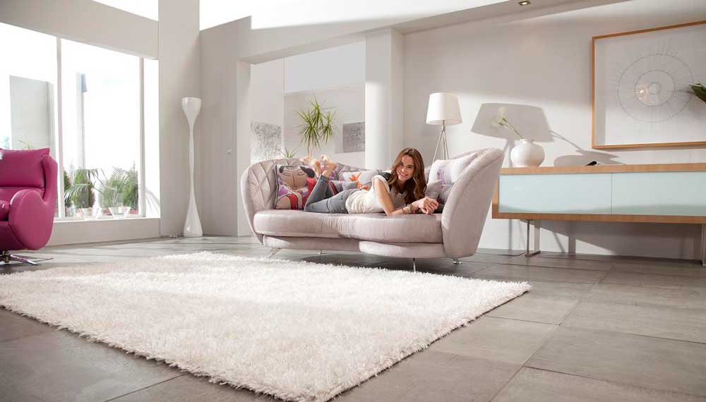 Josephine Sofa From Fama - Image 5