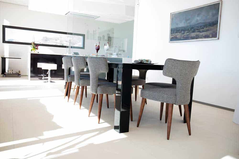 Mili & Lalo Fabric Dining chairs from Fama - Image 3