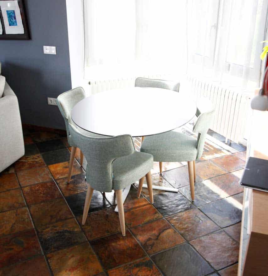Mili & Lalo Fabric Dining chairs from Fama - Image 4