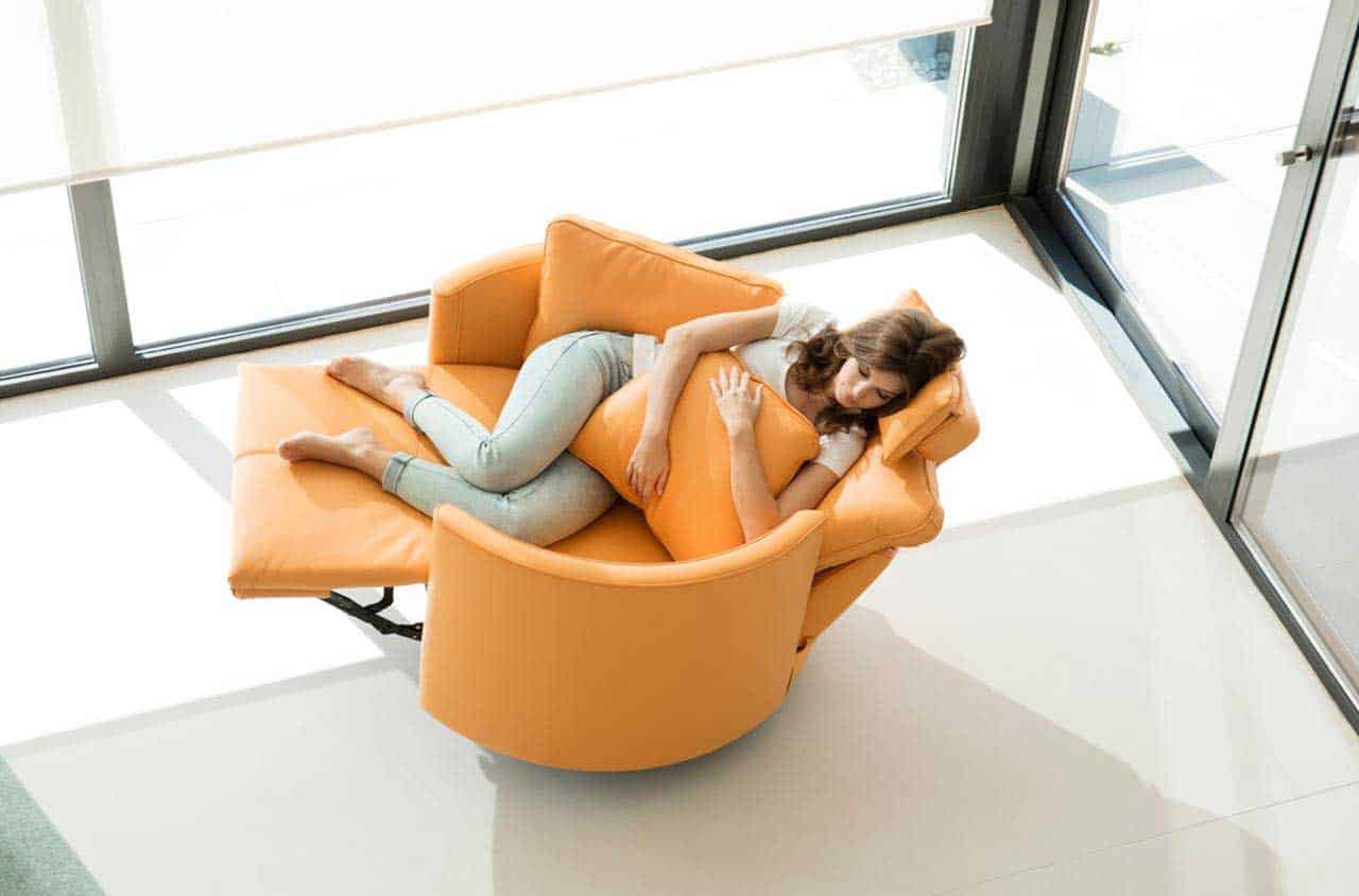 Moonrise Leather Chair - Electric Recliner, Rocker, Swivel from Fama - Image 12