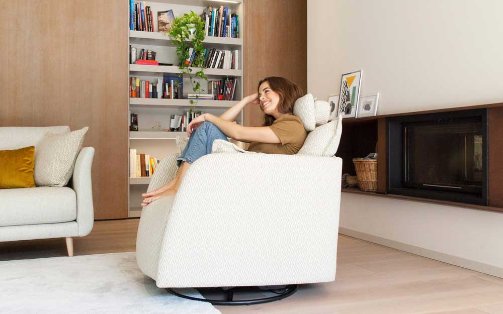 Fama Nadia Chair - Electric Recliner, Rocker, Swivel - Image 8