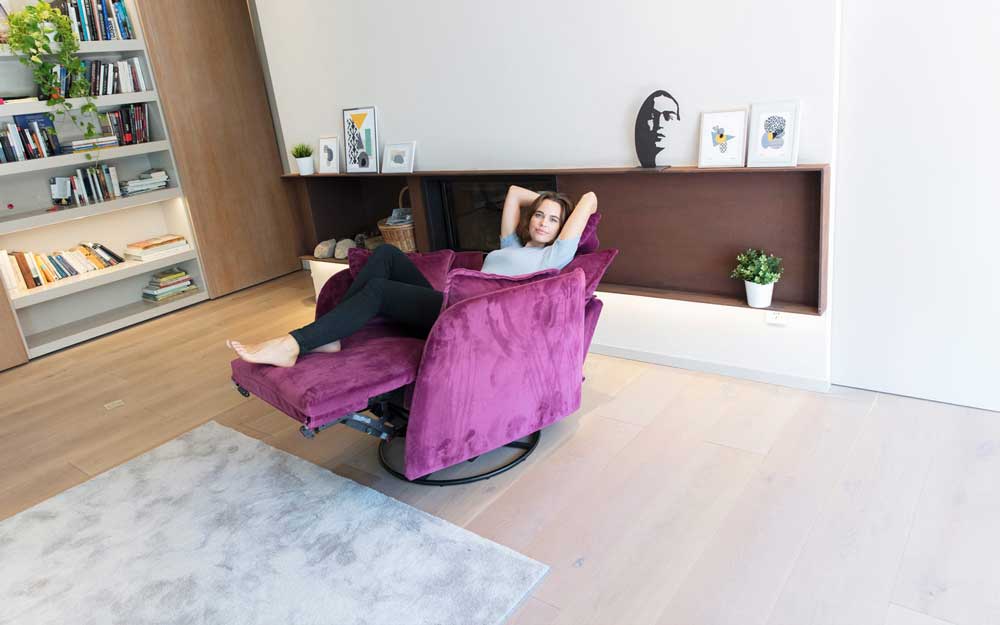 Fama Nadia Chair - Electric Recliner, Rocker, Swivel - Image 6