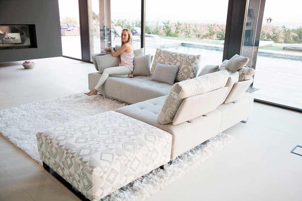 Panky Sofa From Fama - Image 8