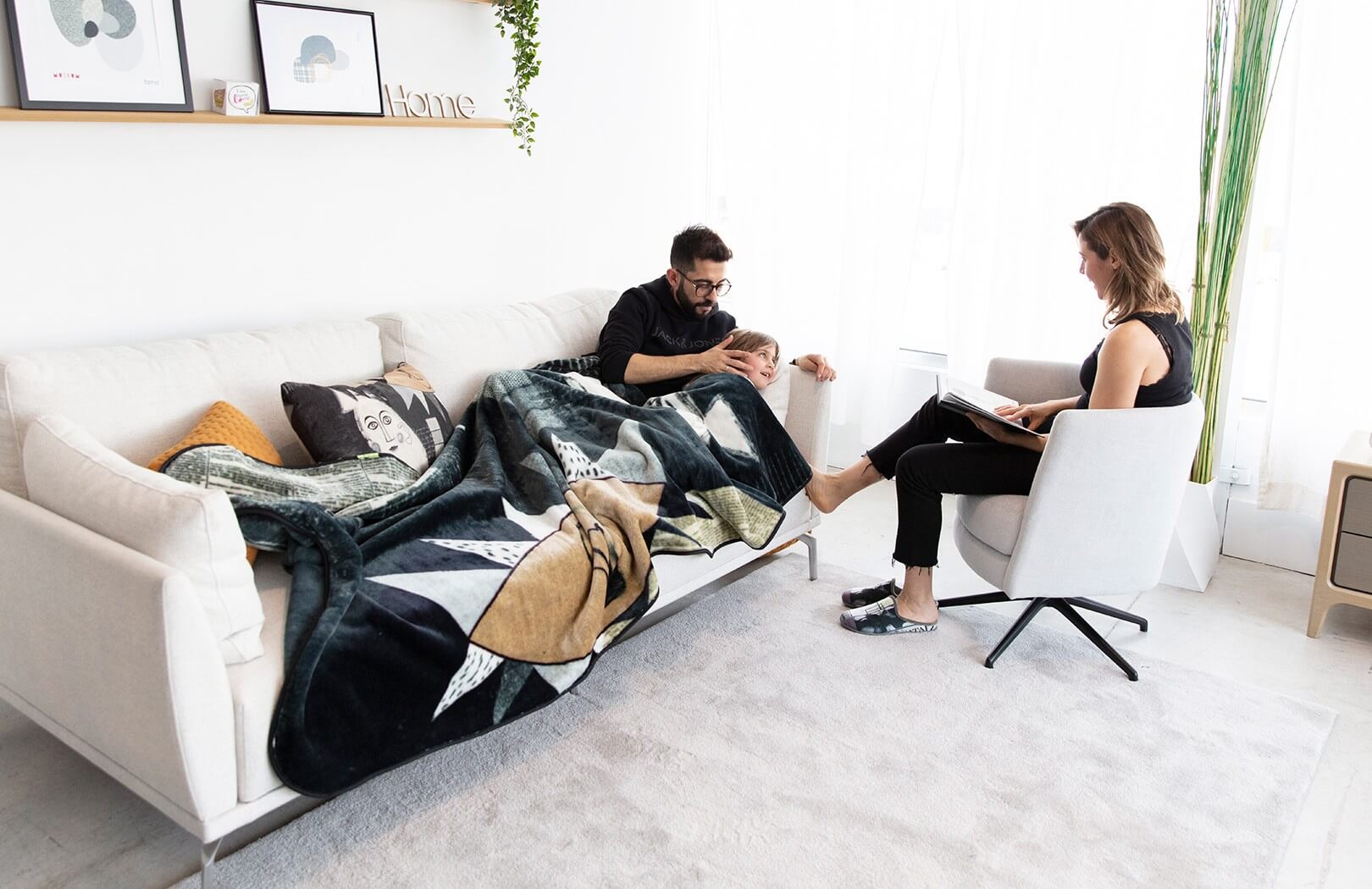 Guernica blanket from Fama