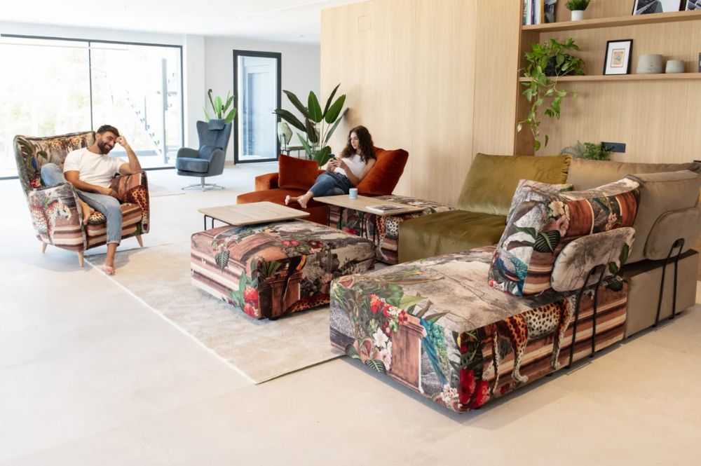 Teseo corner sofa from Fama