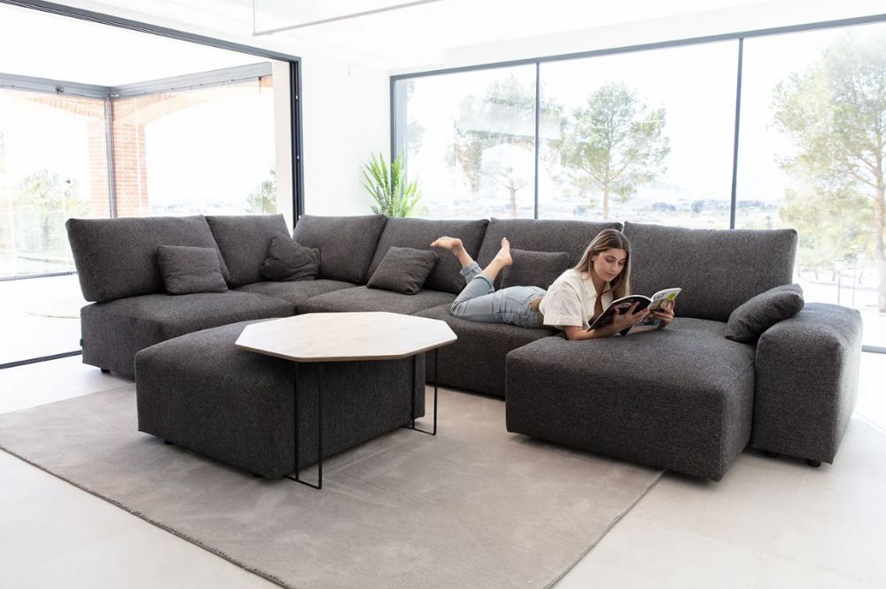 Teseo corner sofa from Fama
