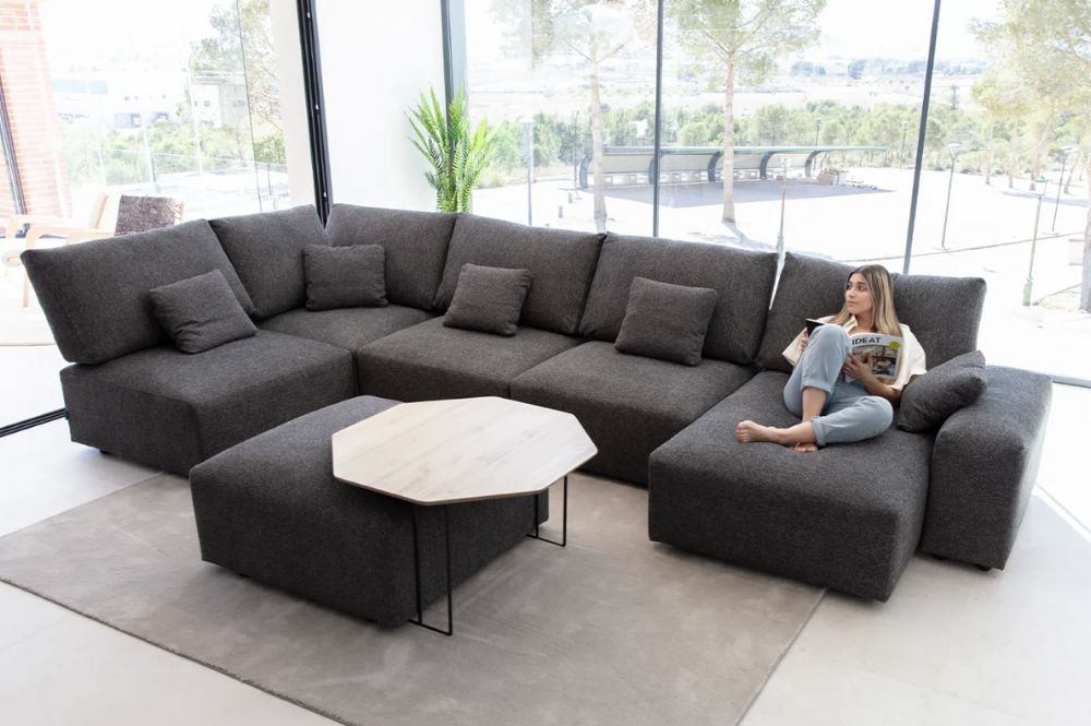 Teseo corner sofa from Fama