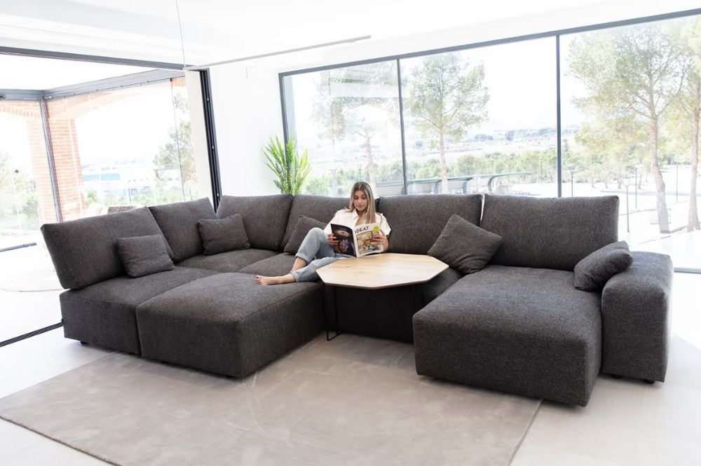 Teseo corner sofa from Fama