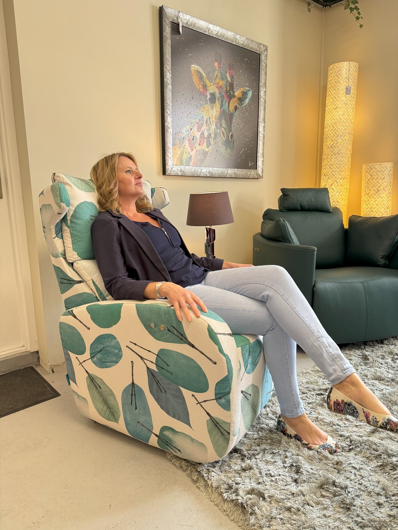 Kim power, rise recliner