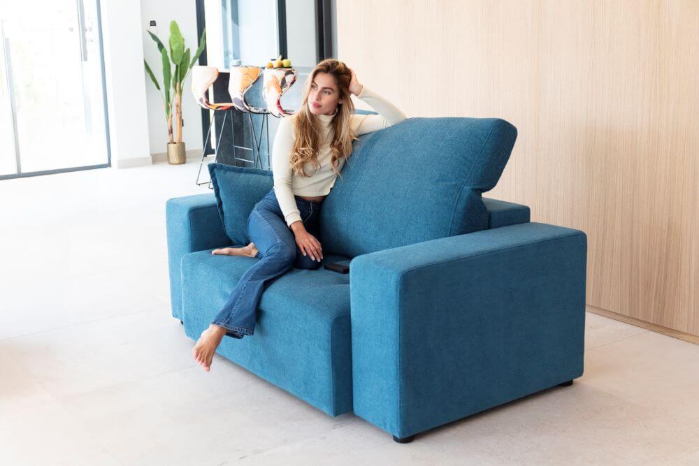 Paradis sofa from fama