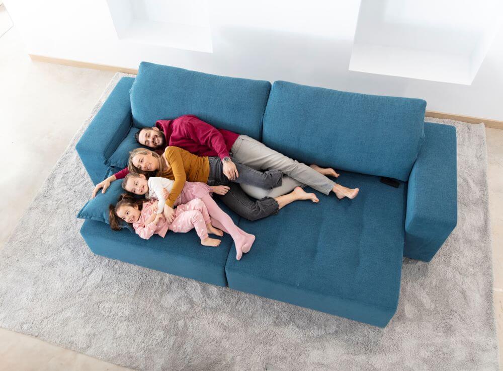 Paradis sofa from fama