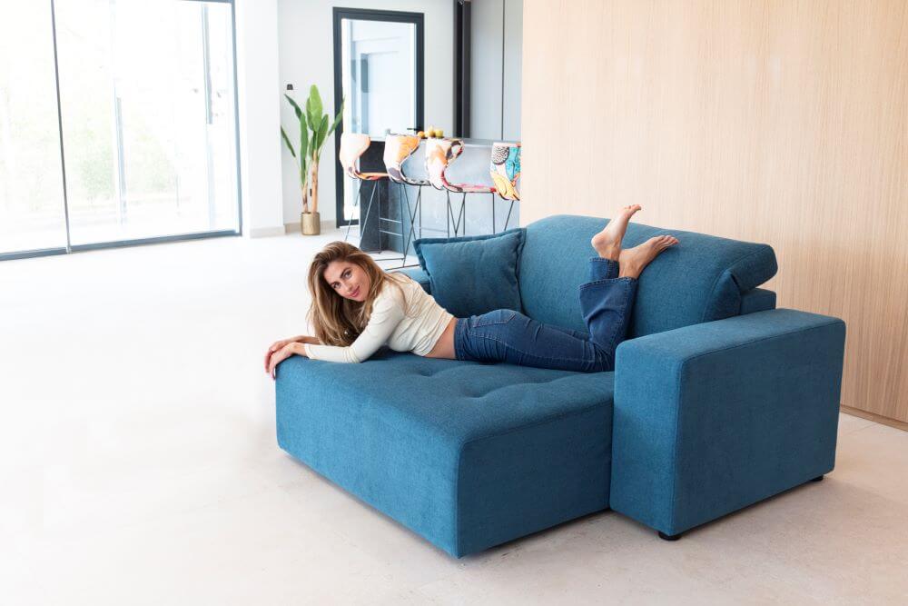 Paradis sofa from fama