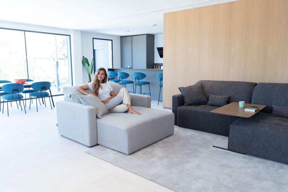Paradis sofa from fama