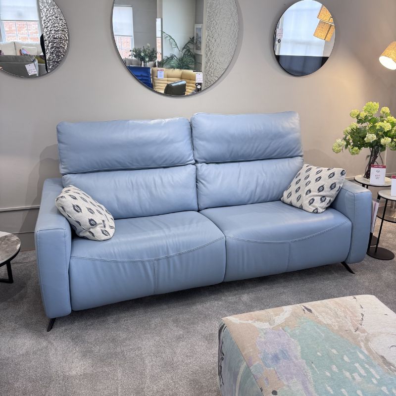 Axel Leather Sofa - Clearance model